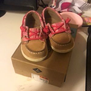 Toddler girl Sperry shoes